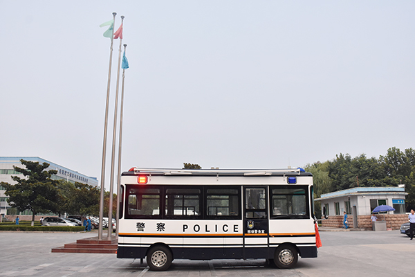 洛陽(yáng)新安縣公安局通過(guò)公安部警采中心采購(gòu)移動(dòng)警務(wù)室(圖4)