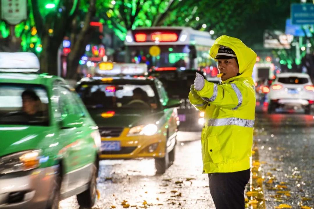 梅州市公安局《好兒好女好江山》，用青春譜寫英雄贊歌(圖9)