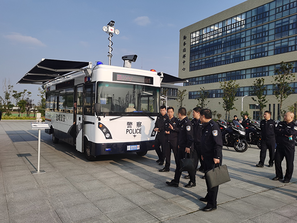 鹽城“平安方舟”鑄就“銅墻鐵壁” 護航中韓貿(mào)易投資博覽(圖4) 鹽城“平安方舟”鑄就“銅墻鐵壁” 護航中韓貿(mào)易投資博覽(圖4)