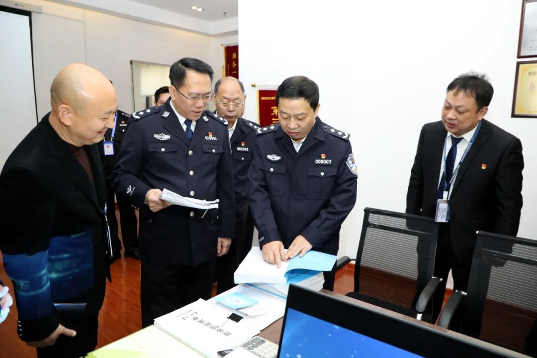 湖南省公安廳黨委委員、副廳長(zhǎng)譚學(xué)軍同志到衡陽(yáng)督導(dǎo)調(diào)研公安工作(圖3)