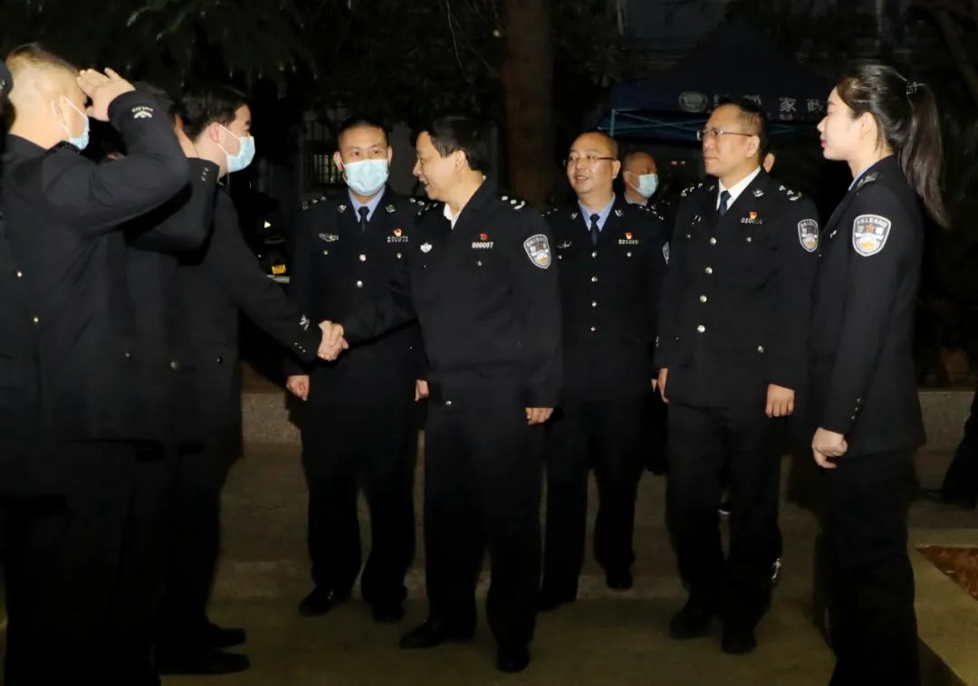 湖南省公安廳黨委委員、副廳長(zhǎng)譚學(xué)軍同志到衡陽(yáng)督導(dǎo)調(diào)研公安工作(圖12)