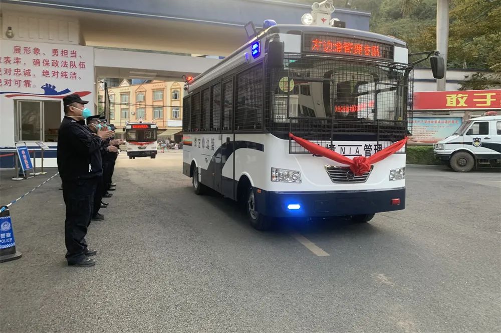再添“新力量”！崇左邊境管理支隊舉行警用裝備配發(fā)儀式(圖7)